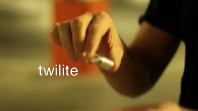Video Twilite Floating Bulb by Chris Smith - Trick
