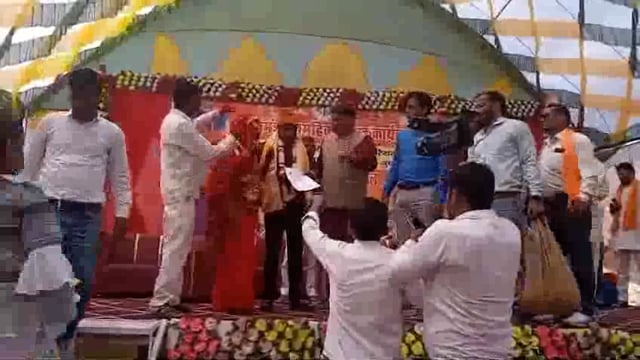 मुख्यमंत्री सामूहिक विवाह योजना में हुआ घोटाला,जानिए कैसे सरकारी धन का किया गया बंदर बांट