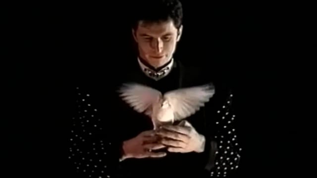 Video Invisible Dove Harness by Richard Griffin - Trick