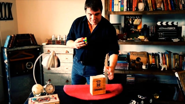 Video Rubik Gone (Rubik's Cube) by Juan Pablo Magic (VT)