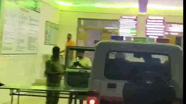 भीषण सड़क हादसे में तीन युवकों की मौत, दो गंभीर रूप से घायल: भागलपुर रेफर