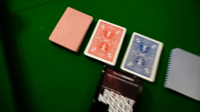 Video DEADLY MARKED DECK BLUE BICYCLE (Gimmicks and Online Instructions) by MagicWorld - Trick