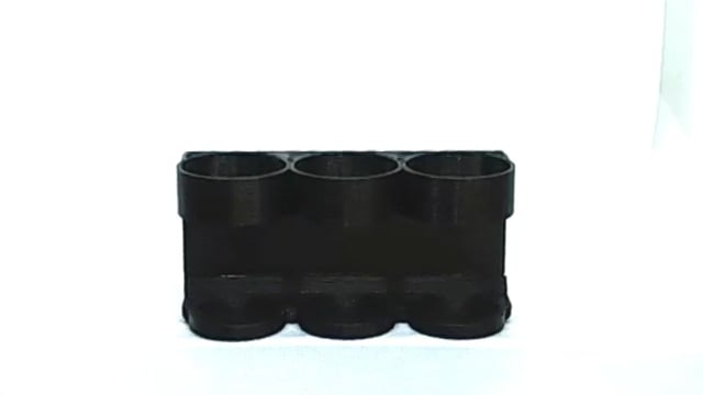 Video TRIPLE THUMB TIP HOLDER by Quique Marduk - Trick