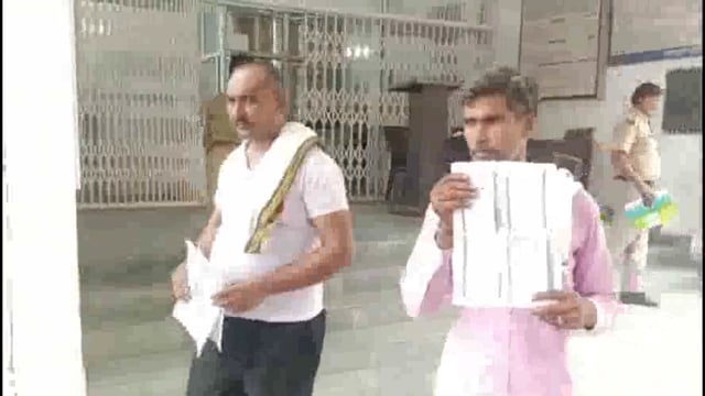 साइबर ठगो ने नौलाख की ठगी की पीड़ित पहुंचा वरिष्ठ पुलिस अधीक्षक कार्यालय की शिकायत