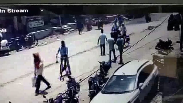 अधिक पैसे की लालच में युवक हुआ ठगी का शिकार,जानिए कैसे ठगो ने दिया घटना को अंजाम,घटना सीसीटीवी में हुई कैद