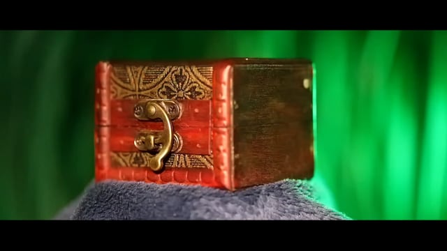 Video The Lucky Stone (Gimmicks and Online Instructions) by Luca Volpe and Alan Wong