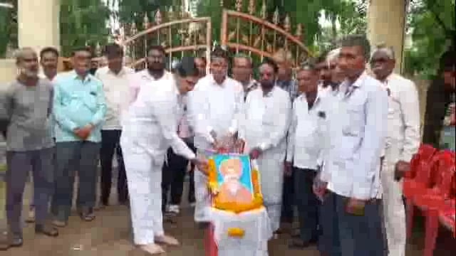 उदगीर शहरात छत्रपती शाहू महाराज यांची जयंती साजरी