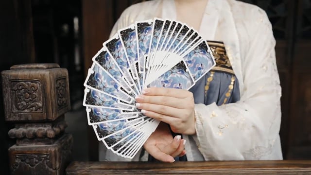 Video Flower Moon V1 Playing Cards by King Star