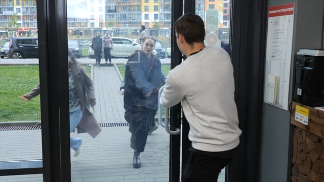 Video Phantom Mini by Rezi & Hide
