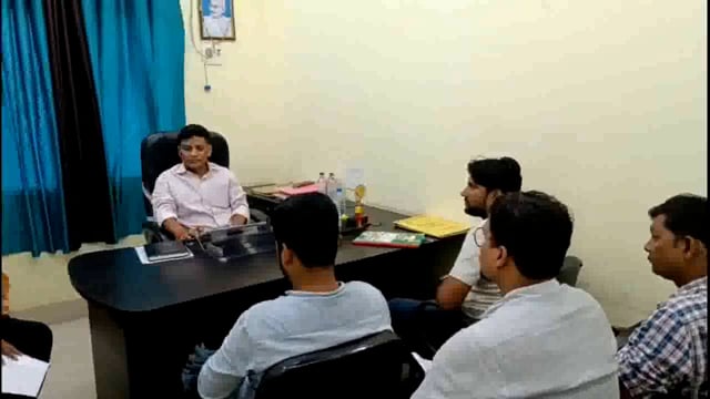 बीडीओ ने किया साप्ताहिक बैठक। आवास सर्वे के जांच हेतु पंचायत सचिवों की की गई नियुक्ति।