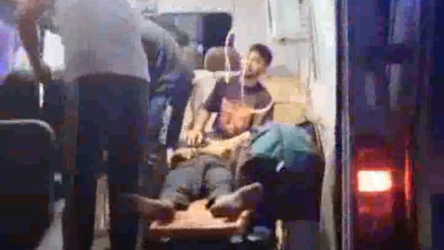 यमुना एक्सप्रेसवे पर भीषण सड़क हादसा डबल डेकर बस में तेज रफ्तार डीसीएम ने मारी पीछे से टक्कर कई लोग घायल