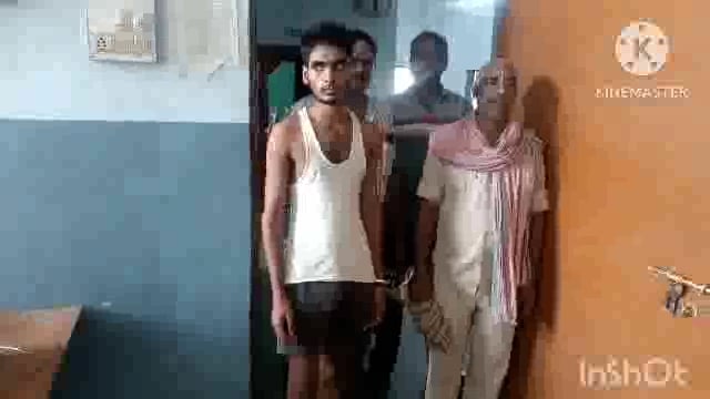 सूर्यगढ़ा पुलिस अभियुक्त के घर गई गिरफ्तारी करने पुलिस पर किया गया पथराव तीन लोगों को हिरासत में भेजा गया लखीसराय जेल।