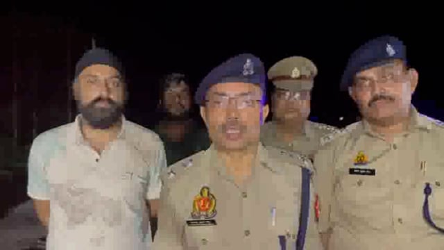 स्वाट एवं थाना टहरौली पुलिस की संयुक्त टीम द्वारा हत्या एवं लूट की घटना में वांछित अभियुक्त को पुलिस मुठभेड़ में गिरफ्ता