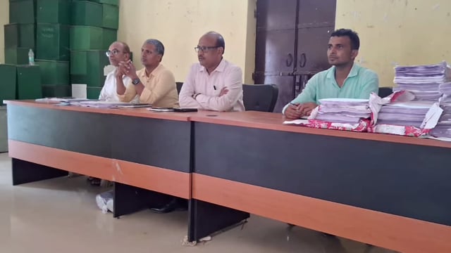 मतदाता पुनरीक्षण समीक्षा बैठक में 6 बीएलओ एवं 6 सुपरवाइजर अनुपस्थित: डीडीसी ने जताई नाराजगी