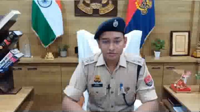 मथुरा में भाई व भतीजी की चाकू मार कर हत्या करने वाले आरोपी को मुठभेड़ के बाद पुलिस ने हिरासत में लिया