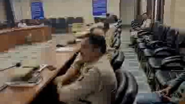 पलिया तहसील दिवस में राजस्व की सर्वाधिक शिकायतों सहित दर्ज हुईं कुल 48 शिकायतें, पांच का हुआ निस्तारण