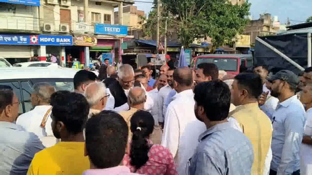 माई बहन योजना को लेकर कांग्रेस पार्टी के द्वारा किया गया समीक्षात्मक बैठक।