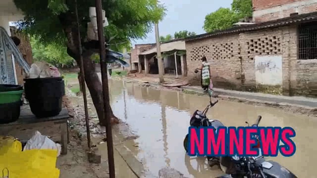 ब्लाक बाबागंज अंतर्गत ग्राम सभा रायगढ़ बाजार खेल रही बरसात की मार केवल कागजों में दिख रही स्वच्छ और सुंदर#latest_news 