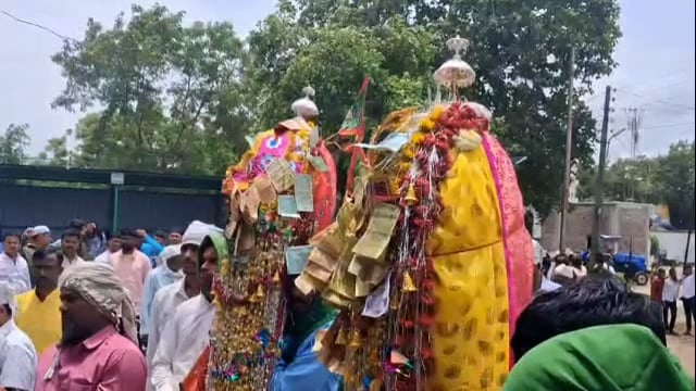 तोगरी येथे हिंदू मुस्लिम बांधवांनी मोहरम मोठ्या उत्साहात केला साजरा