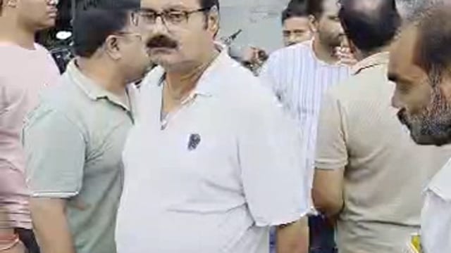 पालिया में बैंक कर्मचारी ने व्यापारी से की अभद्रता 