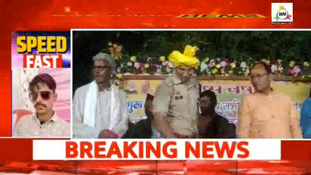 गोवर्धन के विश्व प्रसिद्ध राजकीय मुड़िया पूर्णिमा मेला पर डीएम और एसएसपी ने परिक्रमार्थी श्रध्दालुओं का पुष्प वर्षा कर किया भव्य स्वागत