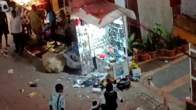 हरिद्वार! कावड़ियों का तांडव जारी! दुकान में तोड़फोड़ कर दुकानदार पर हमला! दो गिरफ्तार!