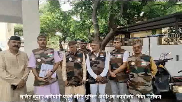 एक पेड़ मां के नाम मुहिम को आगे बढ़ते हुए रिटायर फौजी पहुंचे वरिष्ठ पुलिस अधीक्षक कार्यालय