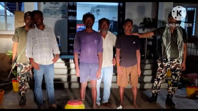  गुप्त सूचना के आधार पर रमराय चक गॉंव से 72 लीटर महुआ शराब के साथ चार लोगों को पुलिस ने दबोचा