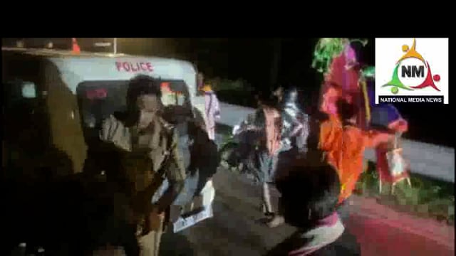 कलियर! रात के सन्नाटे में पुलिस बनी सहारा! थानाध्यक्ष ने प्यास से बेहाल कावड़ियों को दिया राहत का संबल!