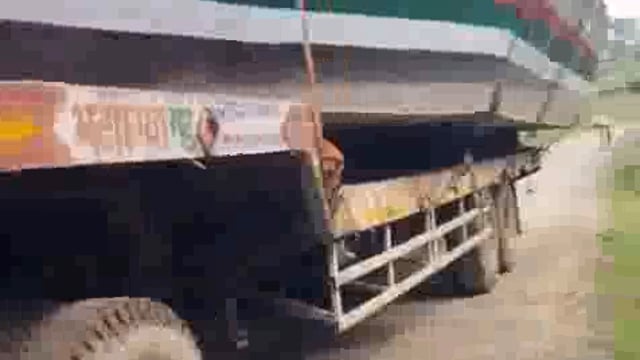 पिनाहत्।चम्बल नदी पर महादेव् के भजतो के लिए एक नया स्टिमर आ गया ह जिससे महादेव के भक्तो को परेशानियों ना हो।बम भोले।