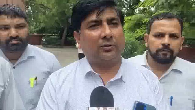 आजाद समाज पार्टी मथुरा ने दिया डीएम को ज्ञापन