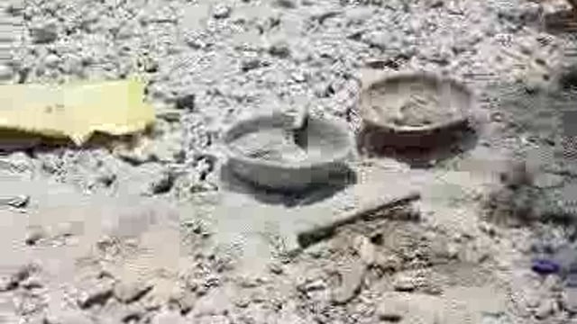 रोड निर्माण में अनियमितता पर लोगों में आक्रोश