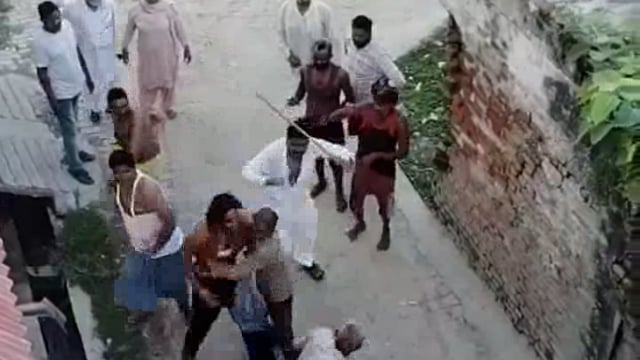 गाने बजाने से मना करने पर बुजुर्ग को पीटा, पीड़ित ने पुलिस को तहरीर देकर की कार्रवाई करने की मांग