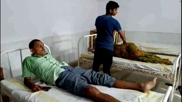 सड़क दुर्घटना में किसान सलाहकार दंपति गंभीर रूप से जख्मी।