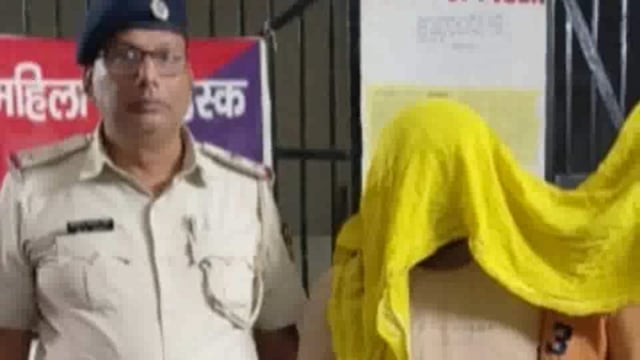 40 लीटर महुआ शराब के साथ धंधेबाज समेत दो पियक्कड़ गिरफ्तार