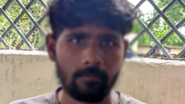 150 लीटर महुआ शराब के साथ दो आरोपी समेत एक वारंटी गिरफ्तार