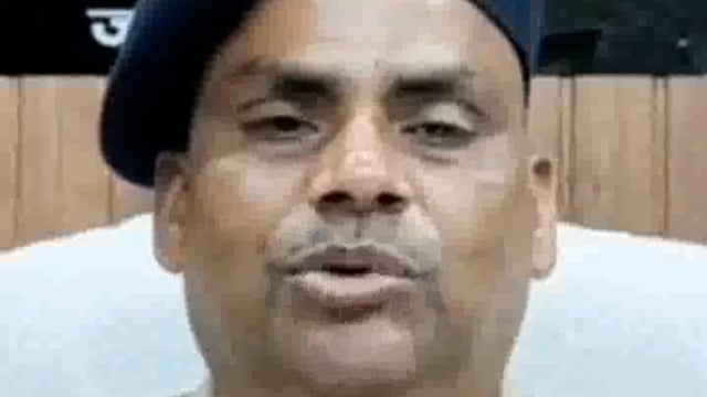 दो लस्सी विक्रेता में हुई मारपीट बरसाना