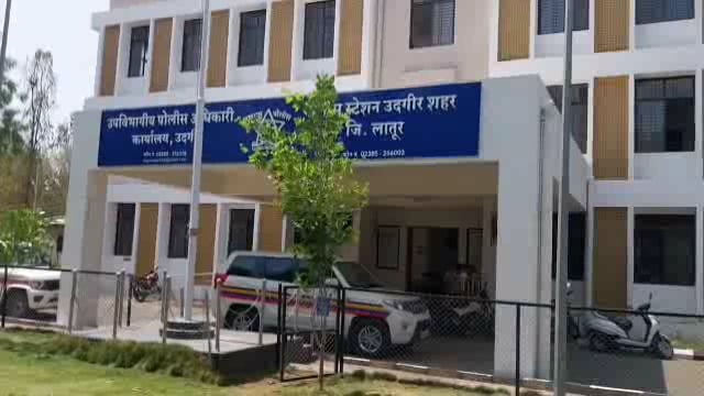 फुले नगर येथे तीरट जुगार अड्ड्यावर पोलिसांचा छापा,पाच जणांवर गुन्हा दाखल