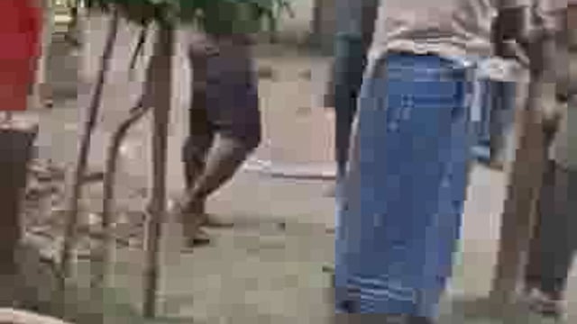 आजमगढ़ : आपसी मारपीट का विडियो वायरल वही मारपीट मे  एक व्यक्ति की मौत दो गंभीर रूप से घायल