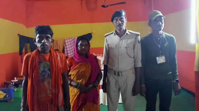 बिछड़े कांवरिया को सूचना केंद्र के माध्यम से मिलाया