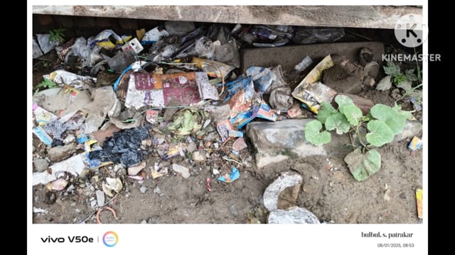 स्मार्ट सिटी की खुली पोल नगर निगम की लापरवाही  कर्मचारी कर रहे हैं अपनी मनमानी गंदगी का अंबार