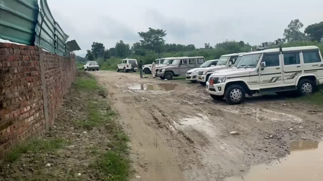 हरिद्वार! अवैध खनन पर प्रशासन का शिकंजा! हाईकोर्ट के आदेश पर 48 स्टोन क्रेशर सीज!