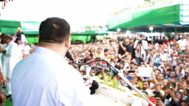 जनता की अपेक्षाओं और ज़िम्मेदारी के प्रति तेजस्वी यादव की जागरूकता: सच्चे नेतृत्व की पहचान
#politics