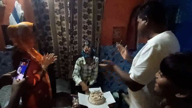 मेरठ में बहसूमा थाना क्षेत्र के ग्राम पंचायत सैफपुर फिरोजपुर रामराज में वैभव का जन्म दिन मनाया गया 