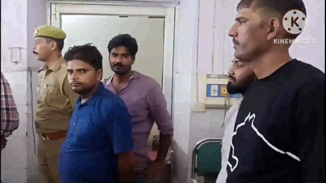 थाना हरी पर्वत क्षेत्र के शाह मार्केट का मामला  भाजपा नेता के ऊपर चलाई गोलियां डीसीपी आगरा द्वारा दी गई वाइट एवं जानकार