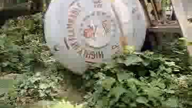 दुधवा-गौरीफंटा मार्ग पर पलटा गैस का टैंकर