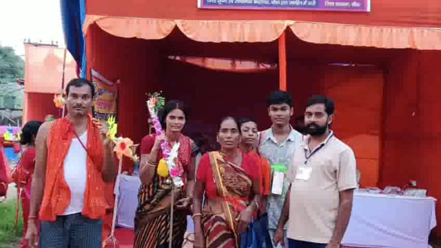 सूचना केंद्र के माध्यम से बिछड़े कांवरिया बम को मिलाने का सिलसिला जारी