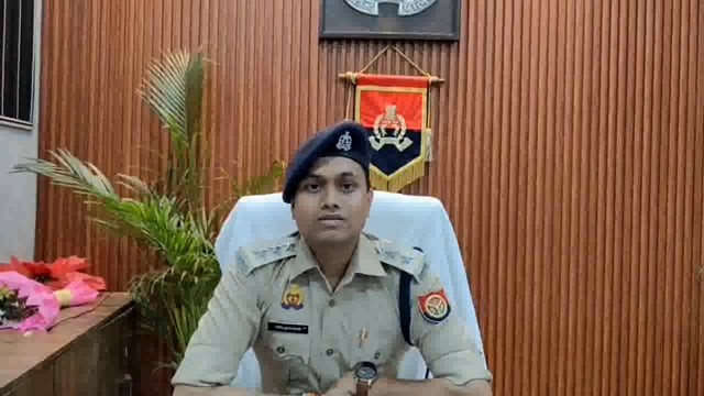 जनपद अम्बेडकरनगर थाना बसखारी पुलिस टीम द्वारा 03 नफर,चोरी के आरोपी,अभियुक्तों को गिरफ्तार करने व उनके पास से 06 अदद बैटरी व 03 अदद इन्वर्टर बरामद किये जाने के संबंध में क्षेत्राधिकारी नगर नितीश तिवारी द्वारा दी गई बाइट।