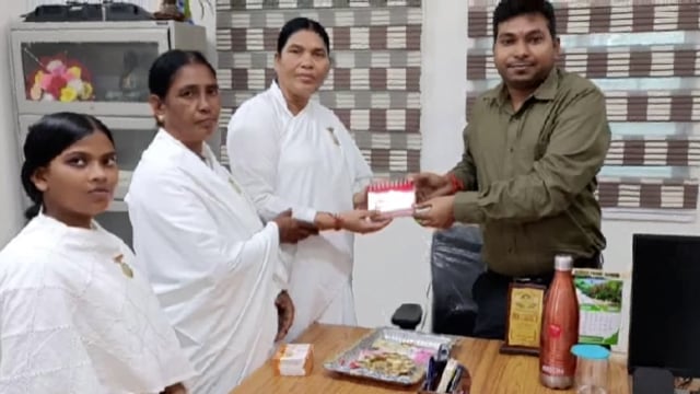 प्रजापिता ब्रह्माकुमारी ईश्वरीय विश्वविद्यालय की बहनों ने पदाधिकारीयों को बांधी राखी