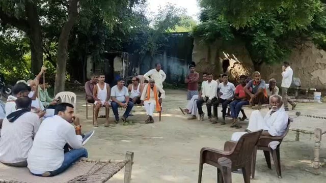 जिलेके संग्रामपुर थाने केमिसरौली बड़गांव में पुरानी रंजिश दोपक्षों में मारपीट कल्लूराम कीमौत चारघायलपुलिसशवको पीएम भेजा 